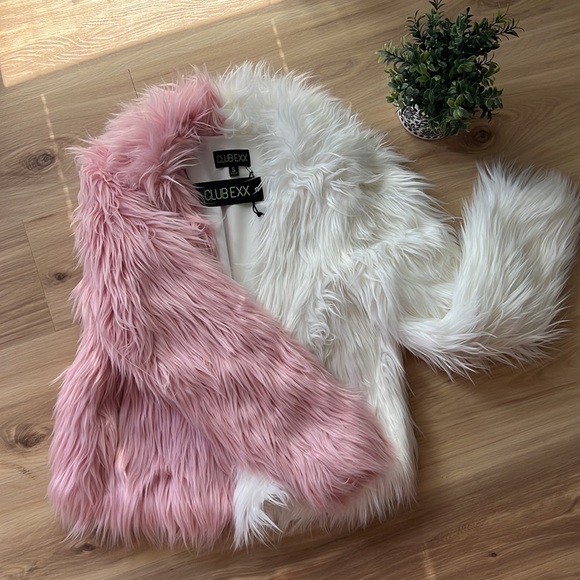 Blush Balancing Act Faux Fur
Jacket - Picture 4 of 6